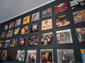 Vinyl holder 