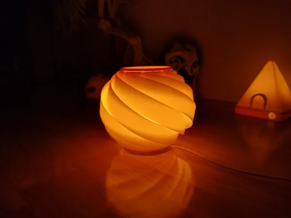 https://makerworld.bblmw.com/makerworld/model/DSM00000000592856/design/2024-08-17_1dd1bc82306de.jpg