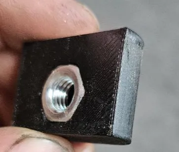 Half moon for bed nuts 13mm hole 8mm