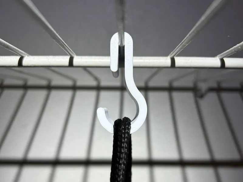 Wire Shelf Belt & Bag Hanger