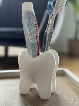 Toothbrush HolderTooth  with Hole and 3 walls 