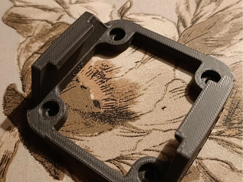 Makita 18V battery mount