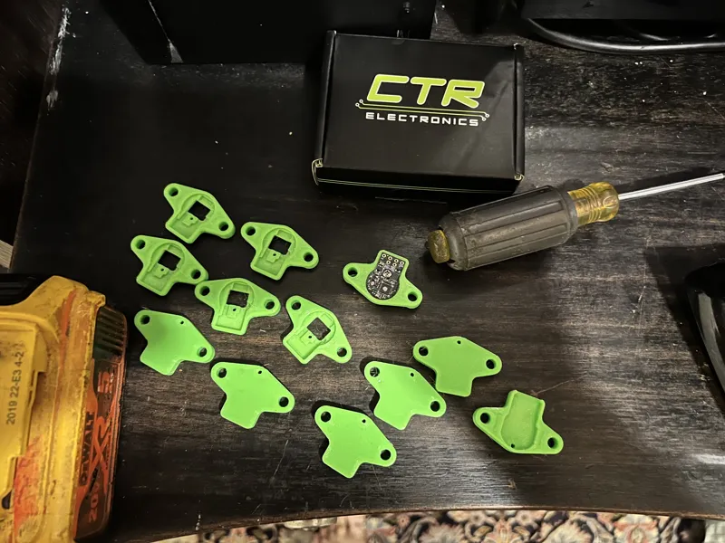 CANcoder vh Swerve X Base and Cap
