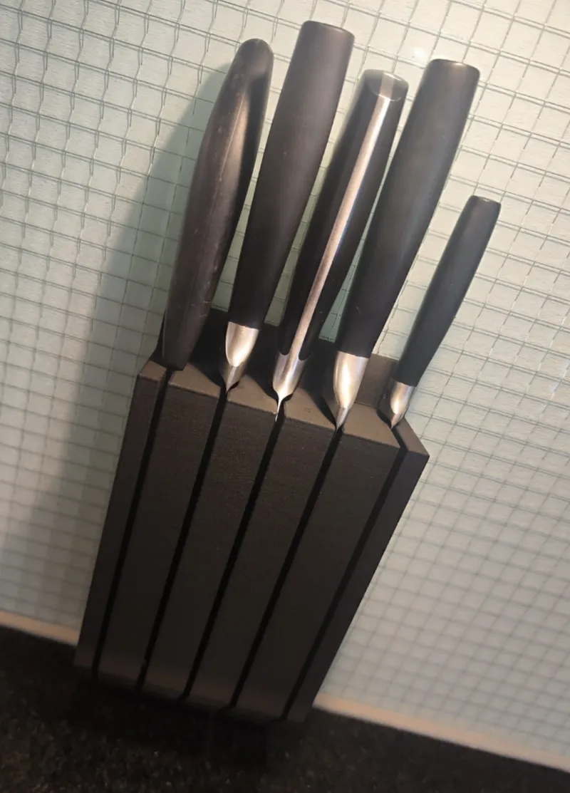 Knife block