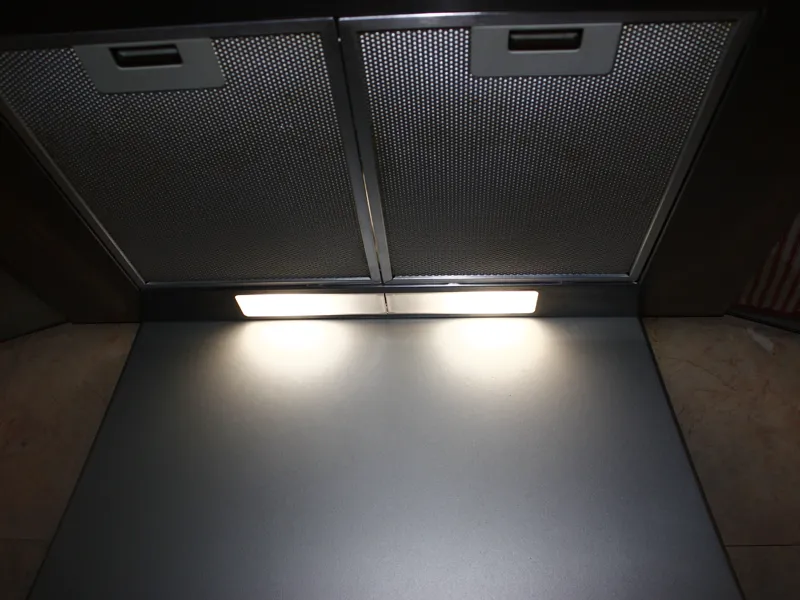 Light diffuser for kitchen's cooker hood