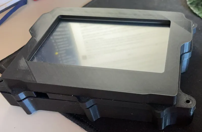 Raspberry pi 4 + waveshare 5inch case