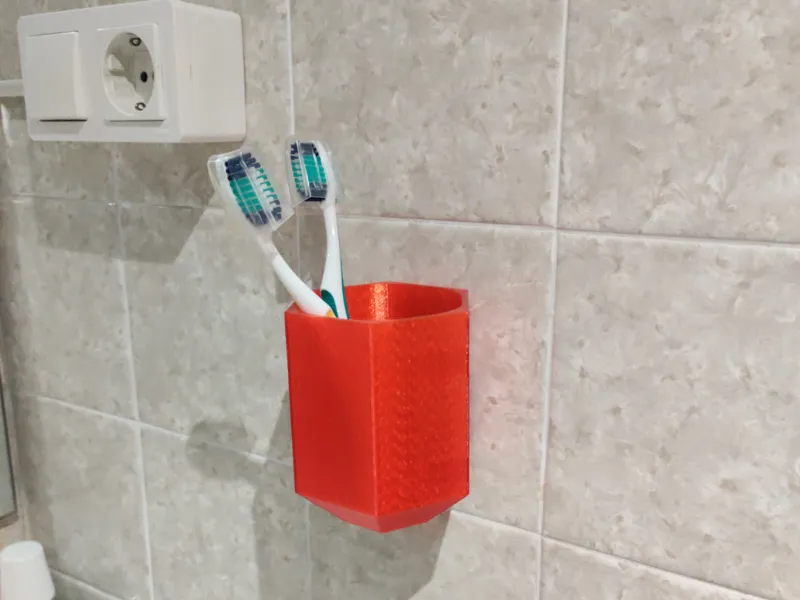 Toothbrush holder