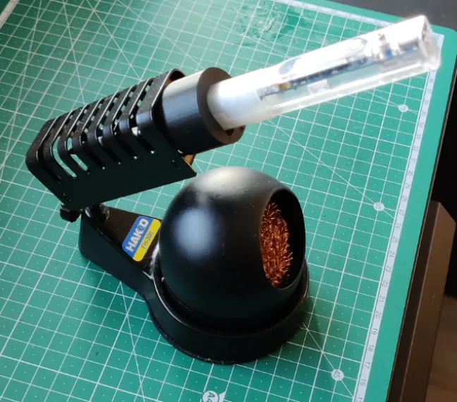 Hakko FH-300 soldering stand adapter for Pinecil