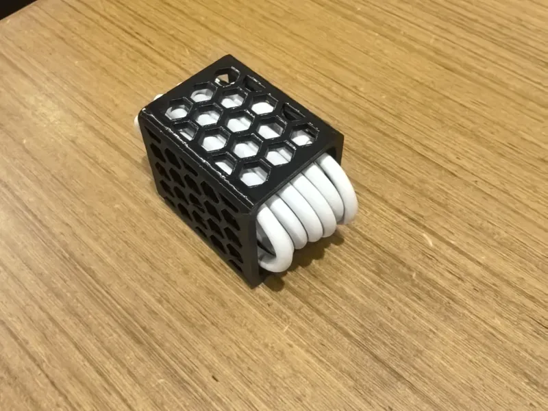 数据线收纳