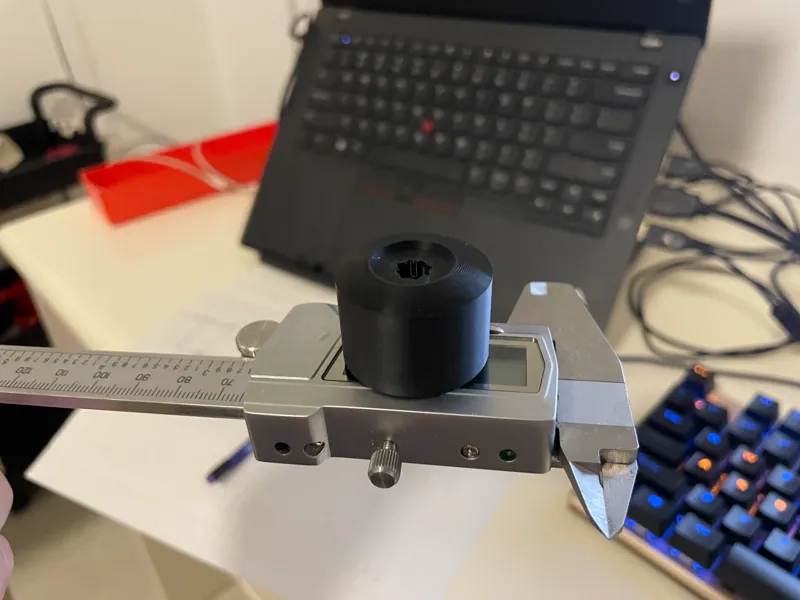 大众轮胎螺丝帽 Das Auto tire screw cap for TPU or PLA  