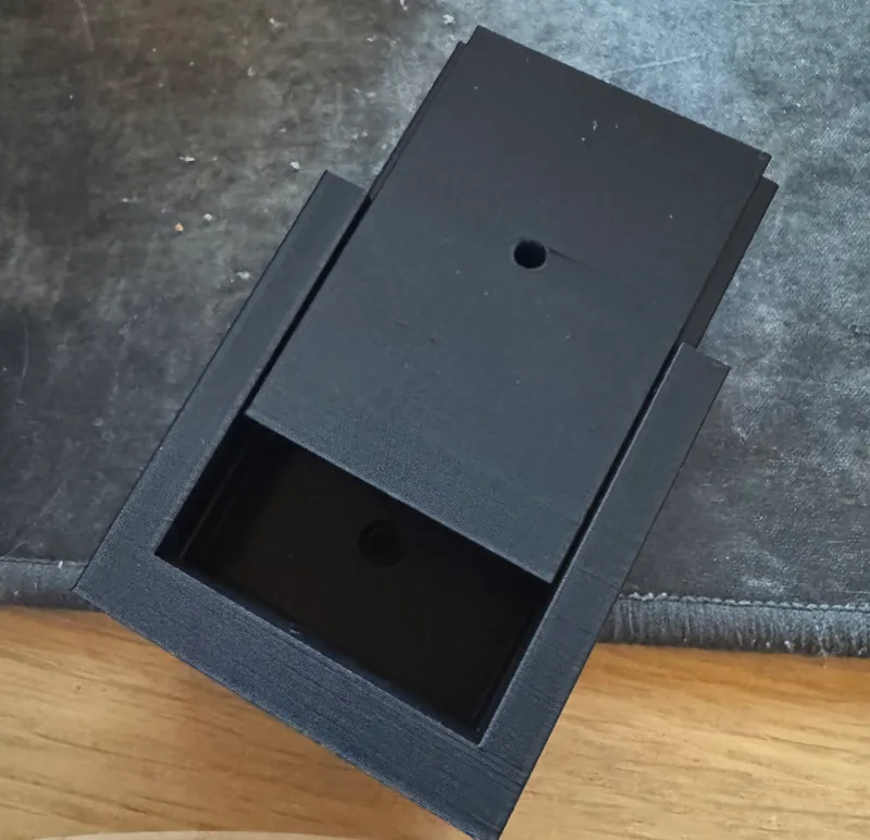 Simple wall mount - multiple sizes, quick release