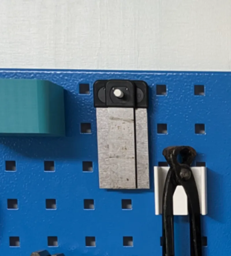 Round holder - Square Pegboard