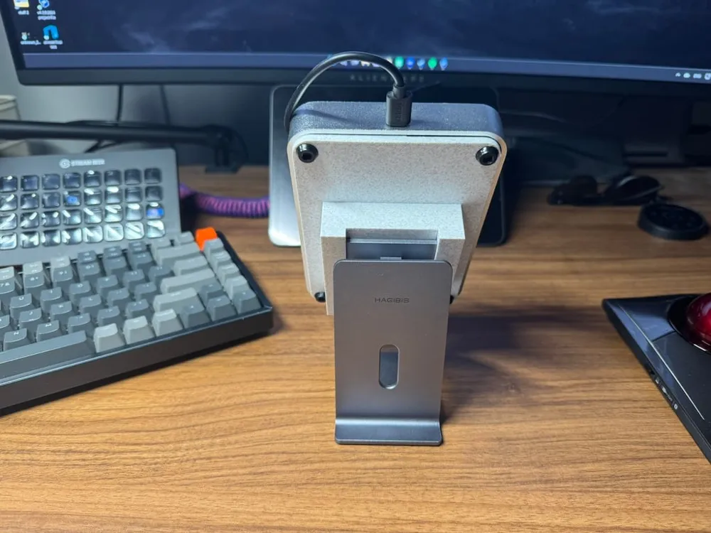 PCpanel pro stand adapter by ajninnMakerWorld: Download Free 3D Models