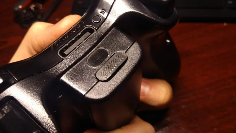Xbox 360 pad - Button For Battery Pack