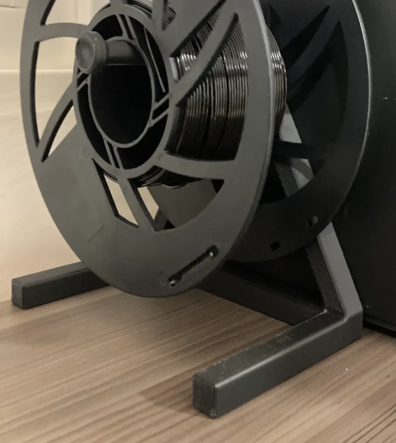 Minimalistic Spool Holder