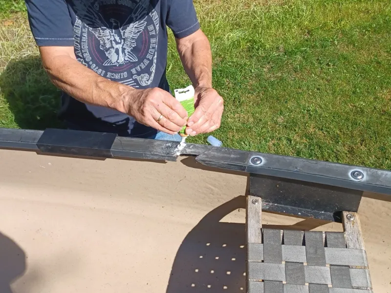 Canoe rail connector