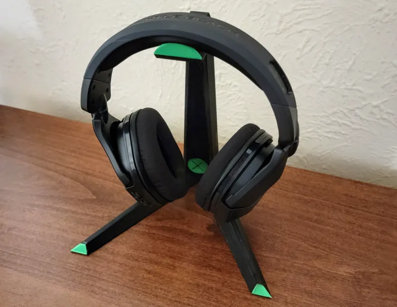 GEOMETRIC HEADPHONE STAND