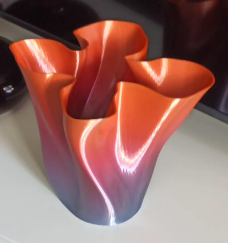 Decorative vase