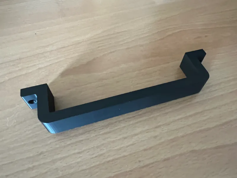 TP-Link TL-SG105PP-M2 under desk mount