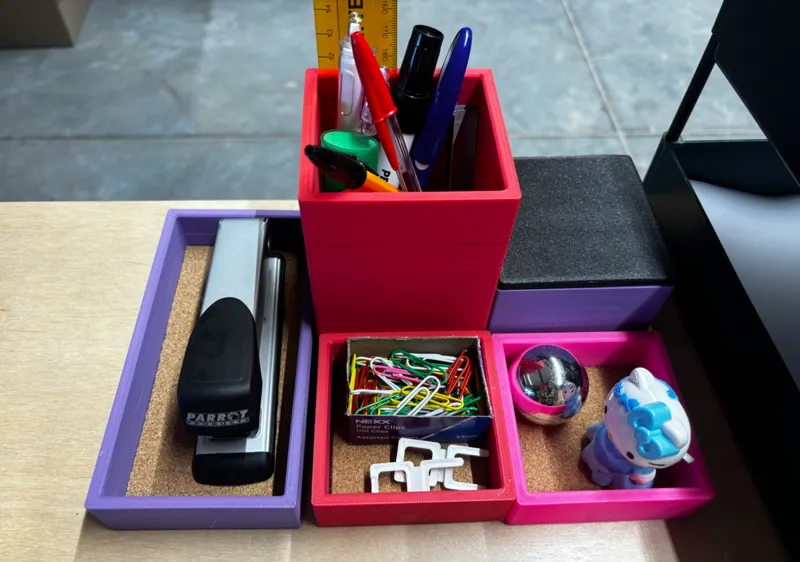 Magnetic Modular Desk Trays