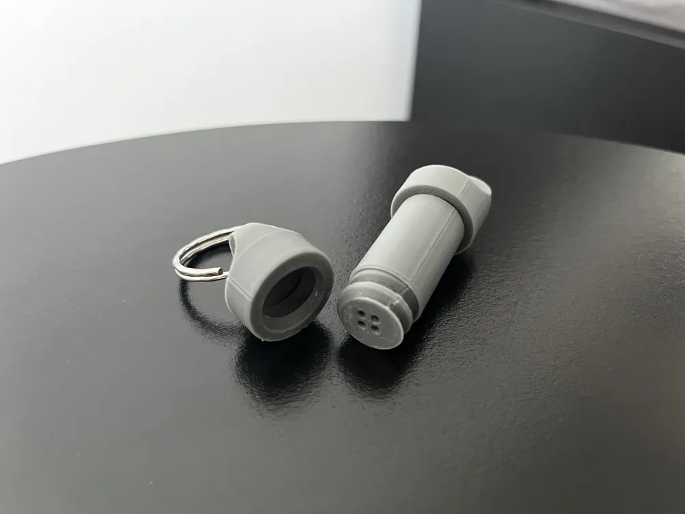 Schlüsselanhänger Salzstreuer – Kostenloses 3D-Druckmodell – MakerWorld
