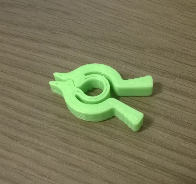 Chick Clip