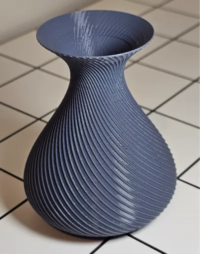 Simple 3D Printed Vase from Maker Vase