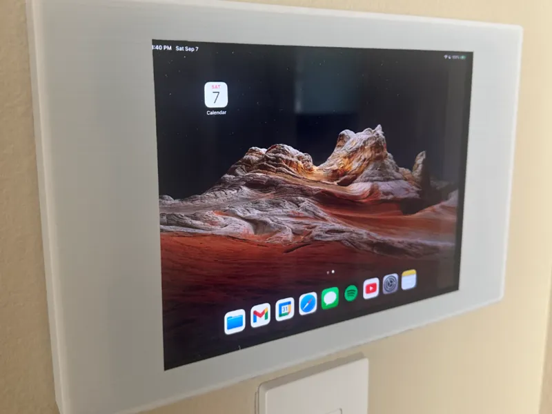 iPad Wall Mount (6th Generation)