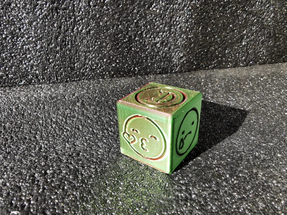 Emoji dice by ProjektDruk3D - MakerWorld