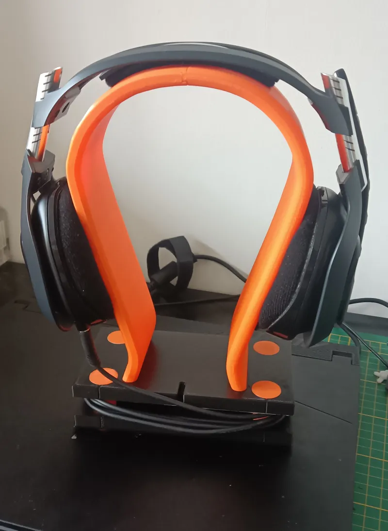 Design headset holder