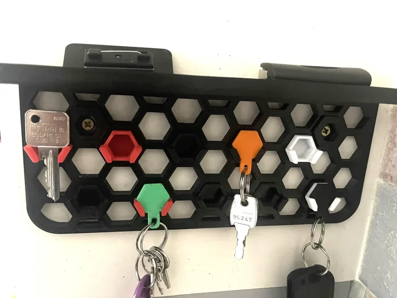 Keyring Holder Hex and Shelf, no supports needed. 