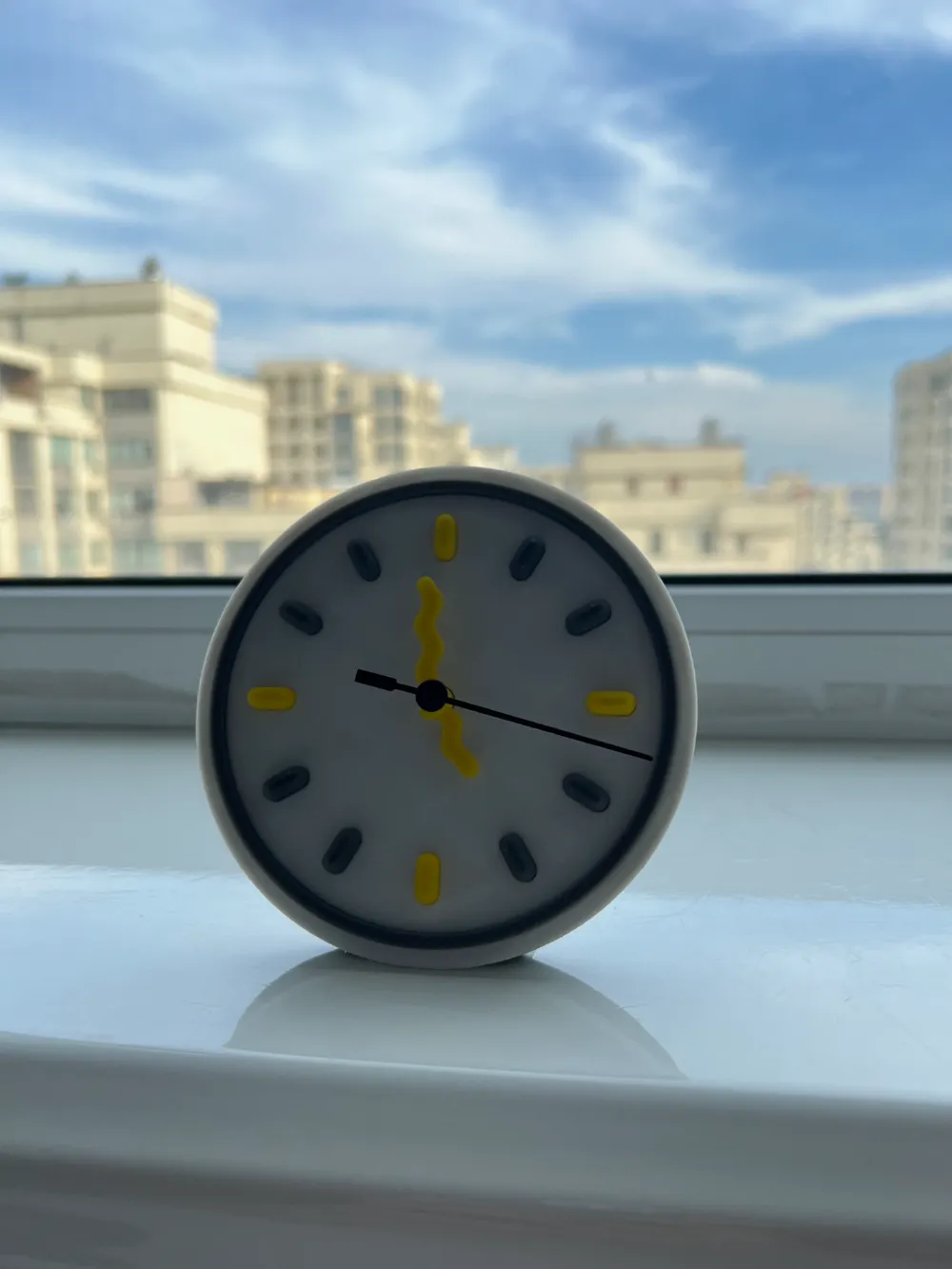 Desktop Clock (kit011) by Grnd MakerWorld