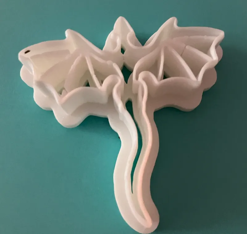 Dragon Polymer Clay Cutter