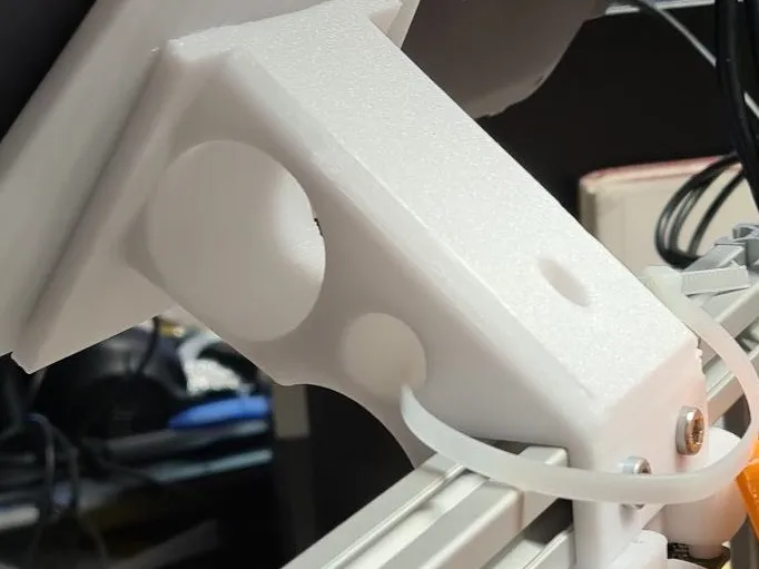 Vesa mount 45degrees for 2020 profile