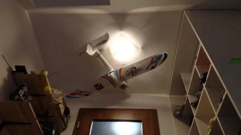 Beta 1400, ceiling mount