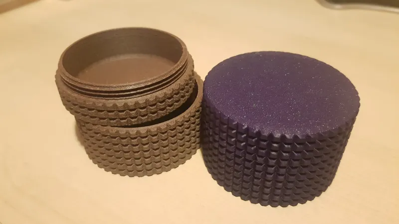 Yet another Knurled Container