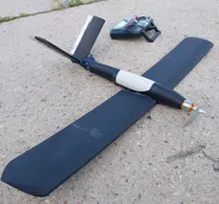 Avion RC à empennage en V — photo 1