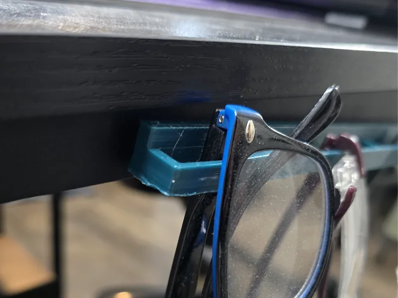 Magnetic Simple Glasses and Sunglass Holder