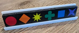 Quirkle tile stand