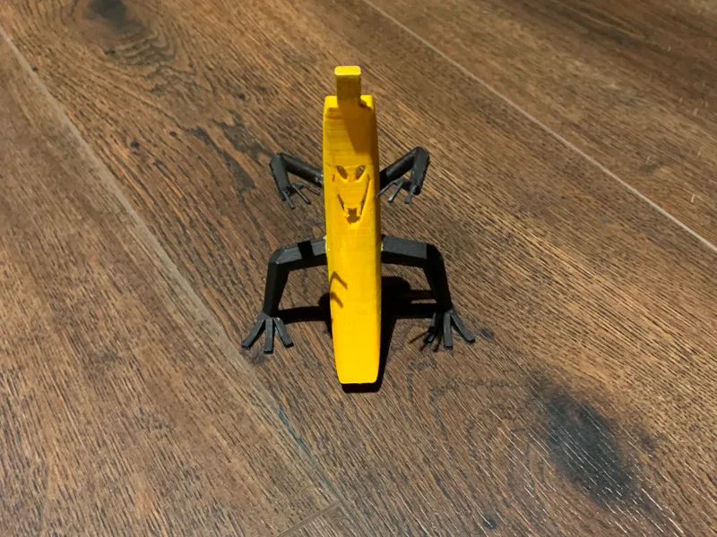 Creepy Halloween Banana (easy to print)