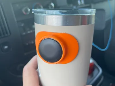 Tracker holder for 20oz Yetti Tumbler 