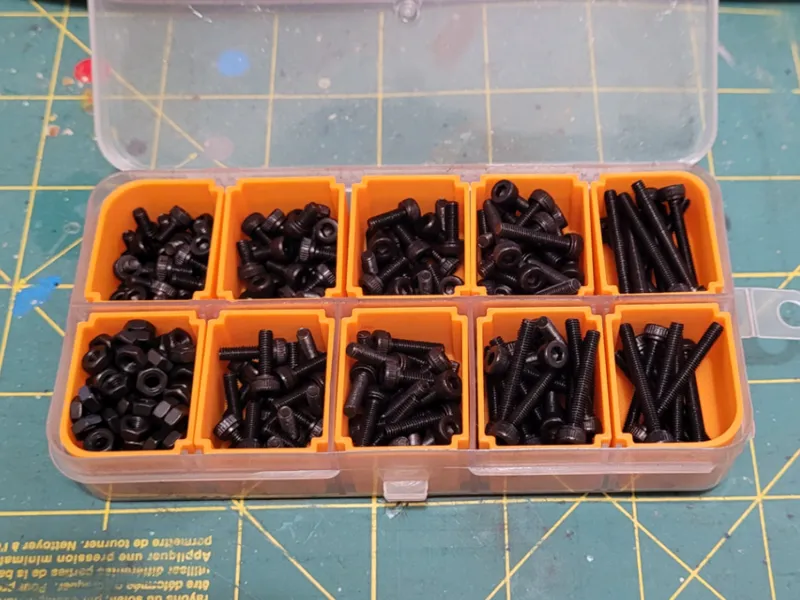 Screw box inserts