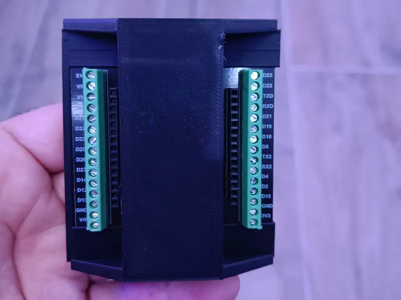 ESP32 Expansion Terminal Board