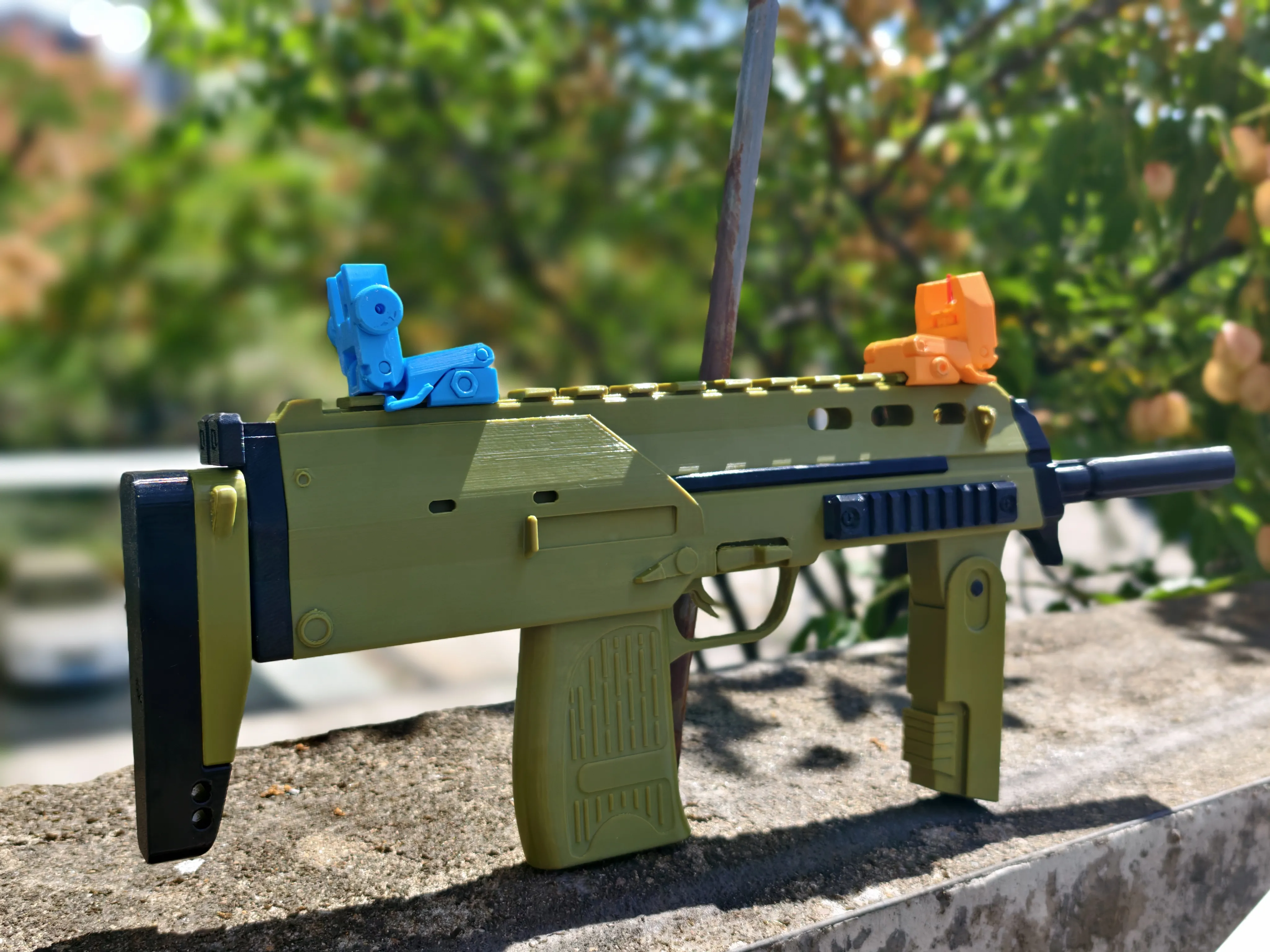 H&K MP7 Submachine Gun Toy German MP7 Submachine Gun Toy Model - Free ...