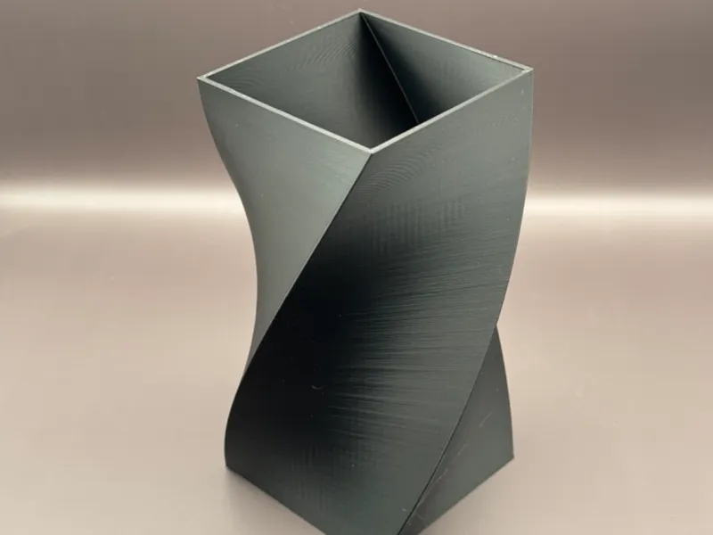 Twisted Cube Vase 