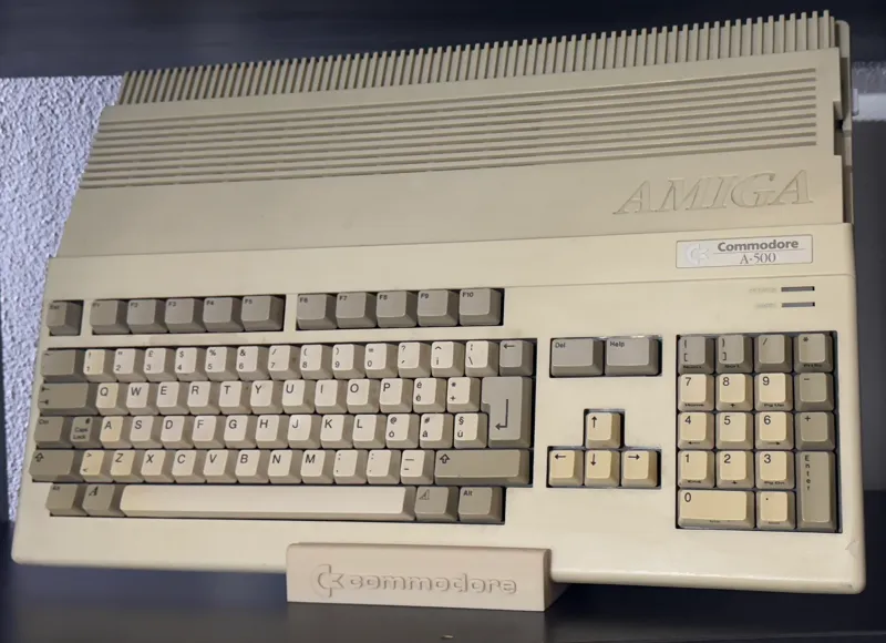 STAND_ALL Amiga_C128_C64C_WITH LOGO
