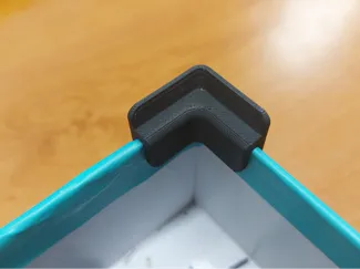 Stackable spoolbox corner