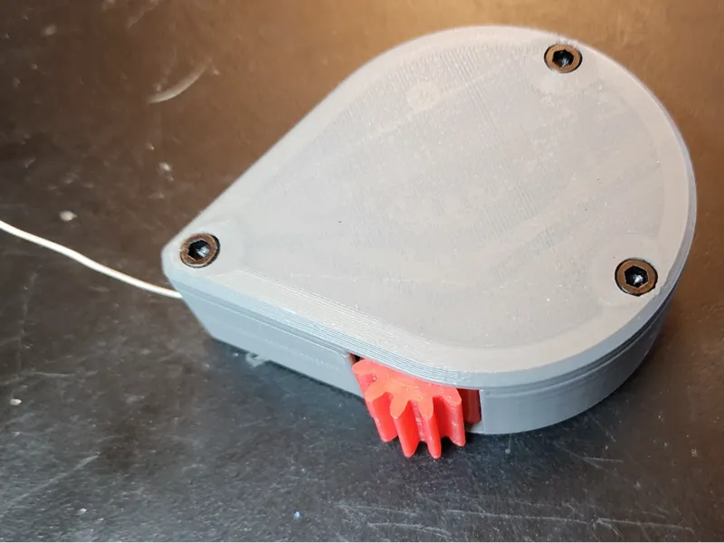 Retractable Solder Dispenser