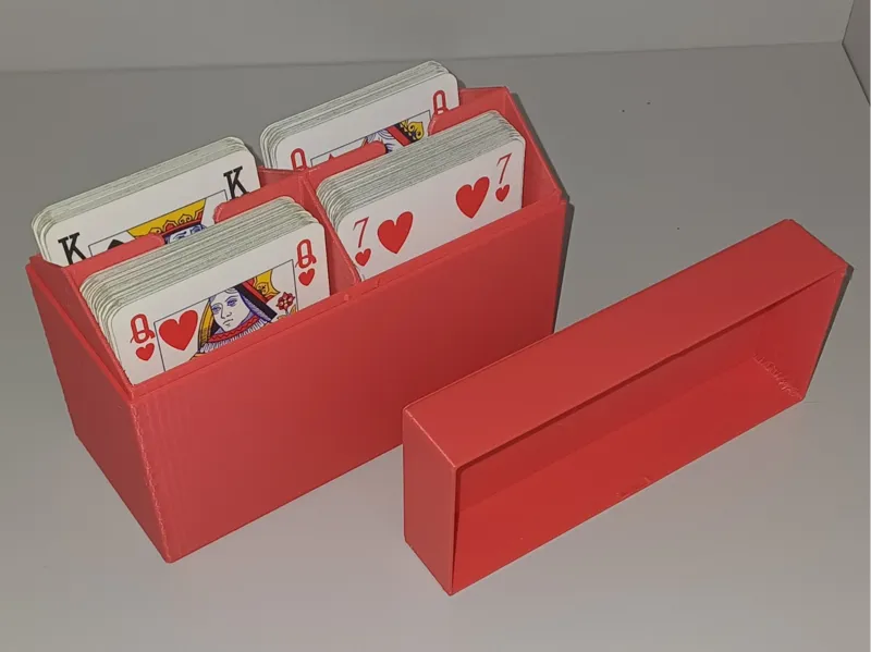 Fully parametric box for 4 decks of cards