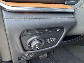 Jeep 4xe EV mode switches haptic feedback